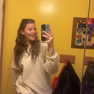 Meet your Posher, Ambria